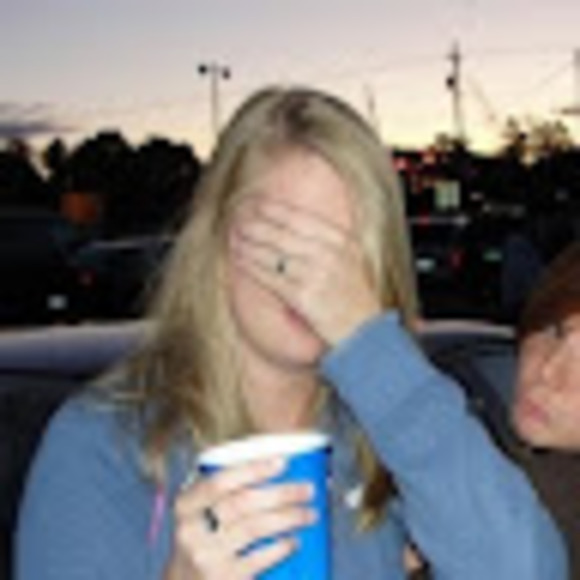 Meet your Posher, Justina - Picture 1 of 1